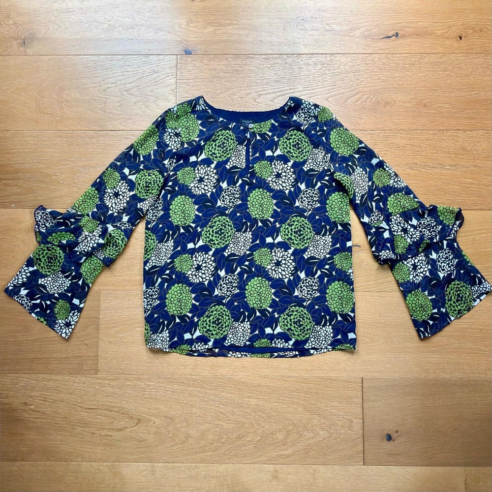 Ann Taylor Blouse Floral Granny Chic Flutter Sleeve White Navy Green XS Fall EUC